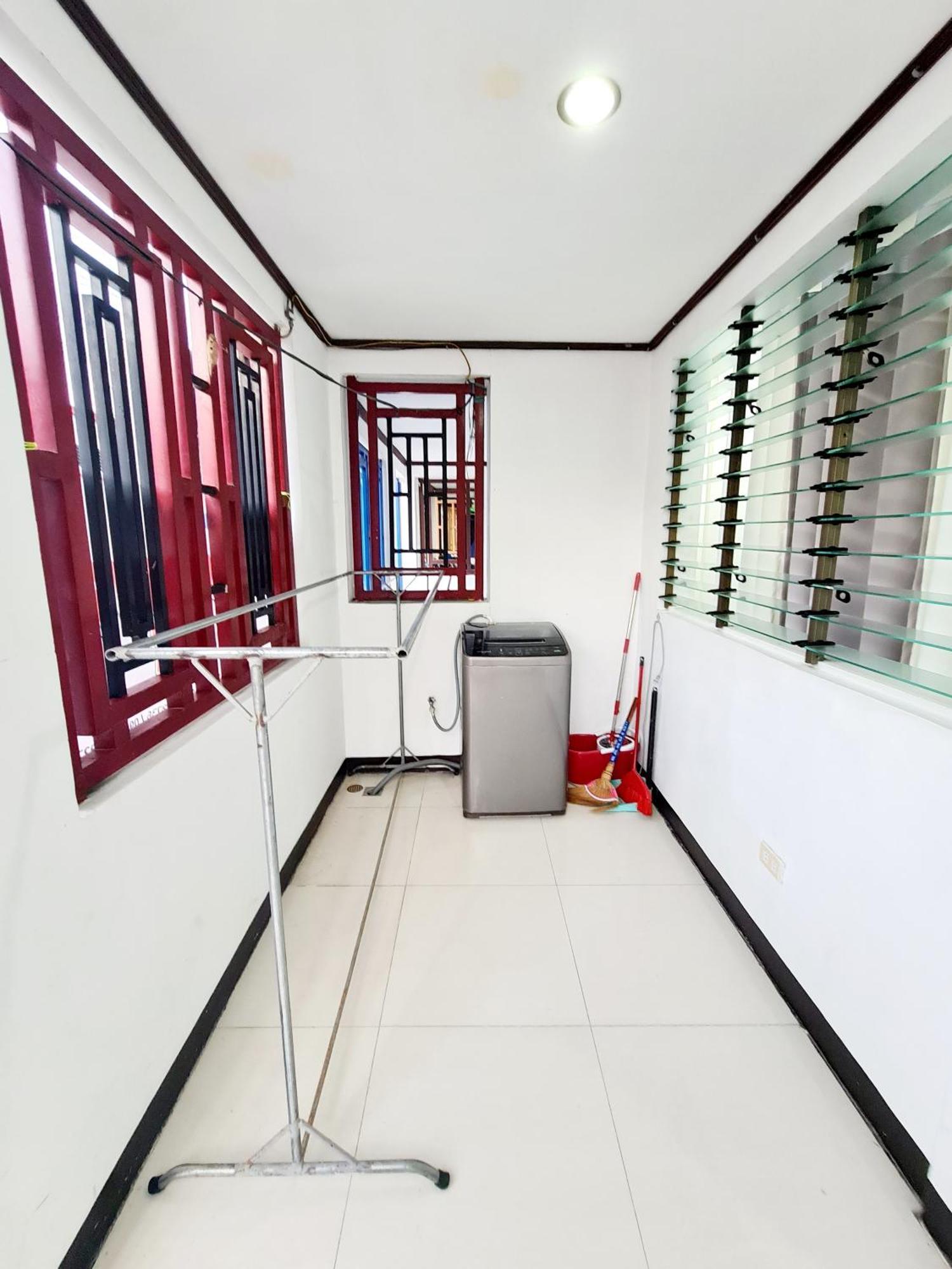 Calapan City Fully Furnished House Transient Near Xentromall L39 Экстерьер фото
