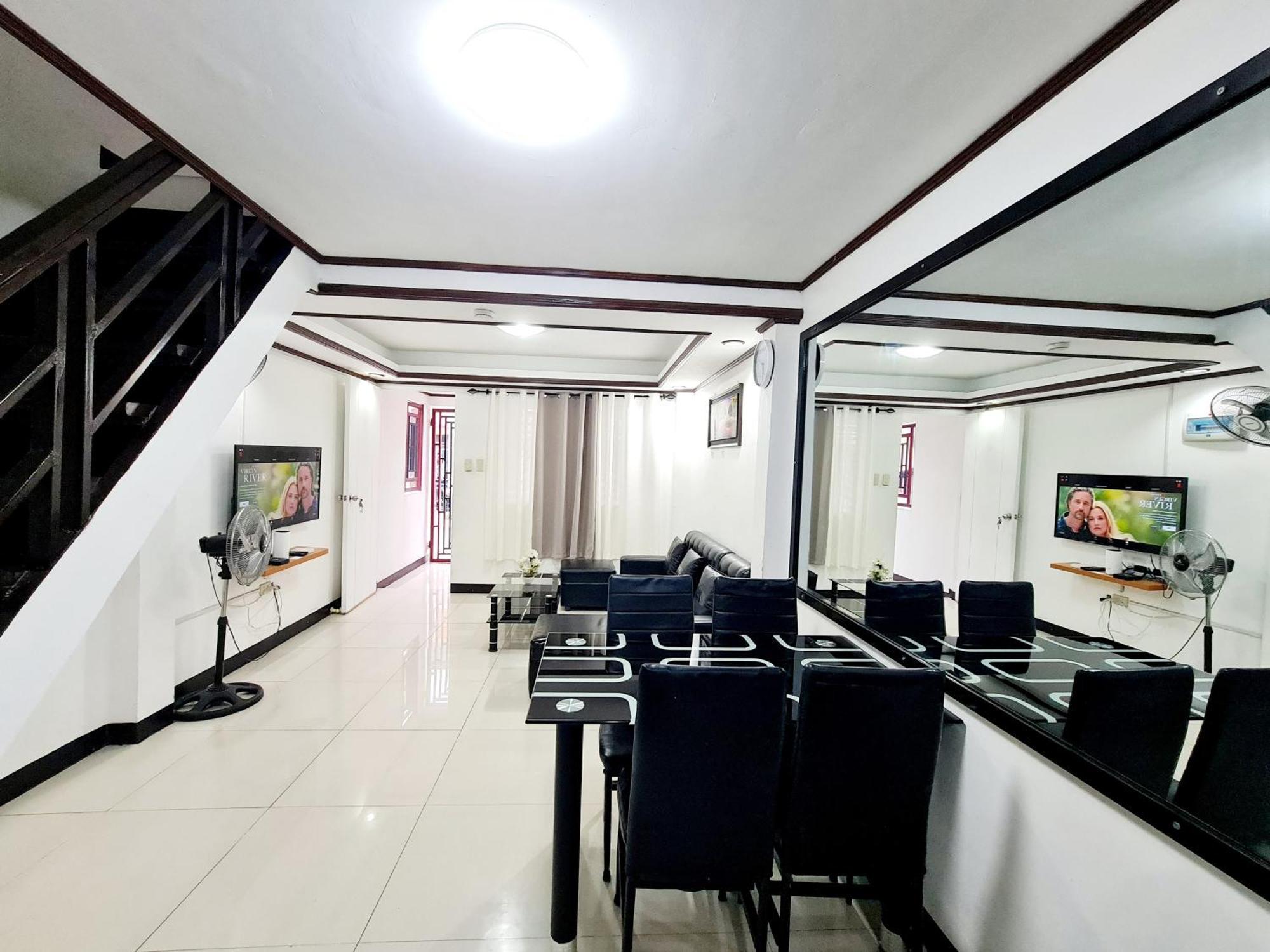 Calapan City Fully Furnished House Transient Near Xentromall L39 Экстерьер фото