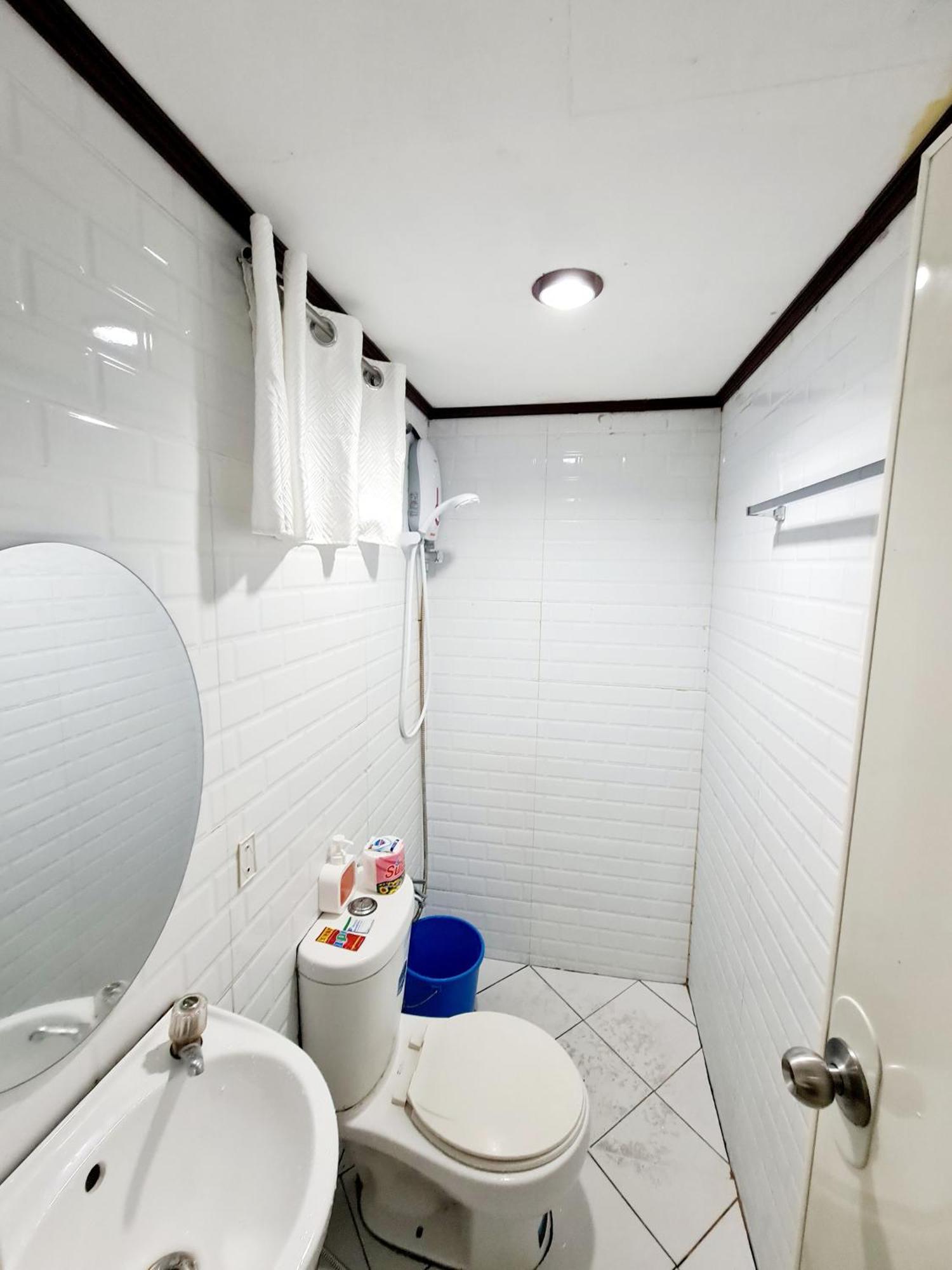 Calapan City Fully Furnished House Transient Near Xentromall L39 Экстерьер фото