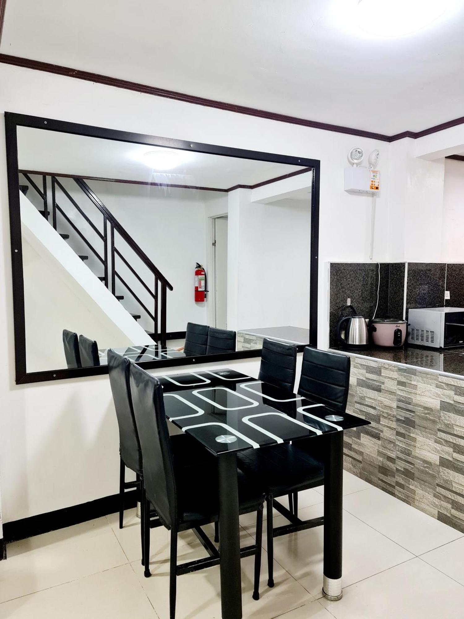 Calapan City Fully Furnished House Transient Near Xentromall L39 Экстерьер фото